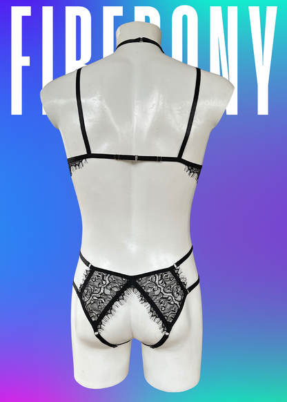 Black Eyelash Lace Men’s Lingerie Set – Harness Style Bra with Choker & Open Crotch Thong