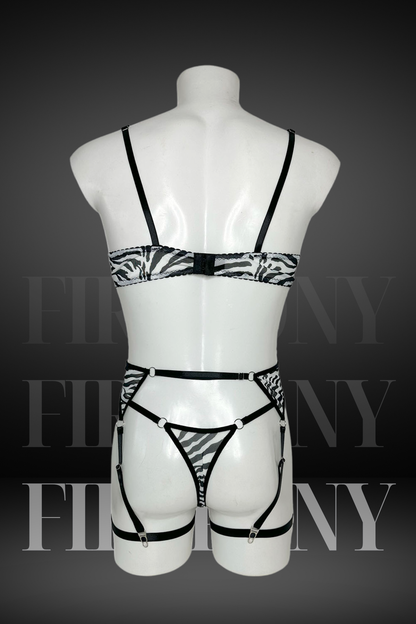 Zebra Print Men’s Lingerie Set – Gay Lingerie Bra, High Waist Thong & Garters – Femboy Sissy Underwear – Sexy Exotic Men’s Lingerie