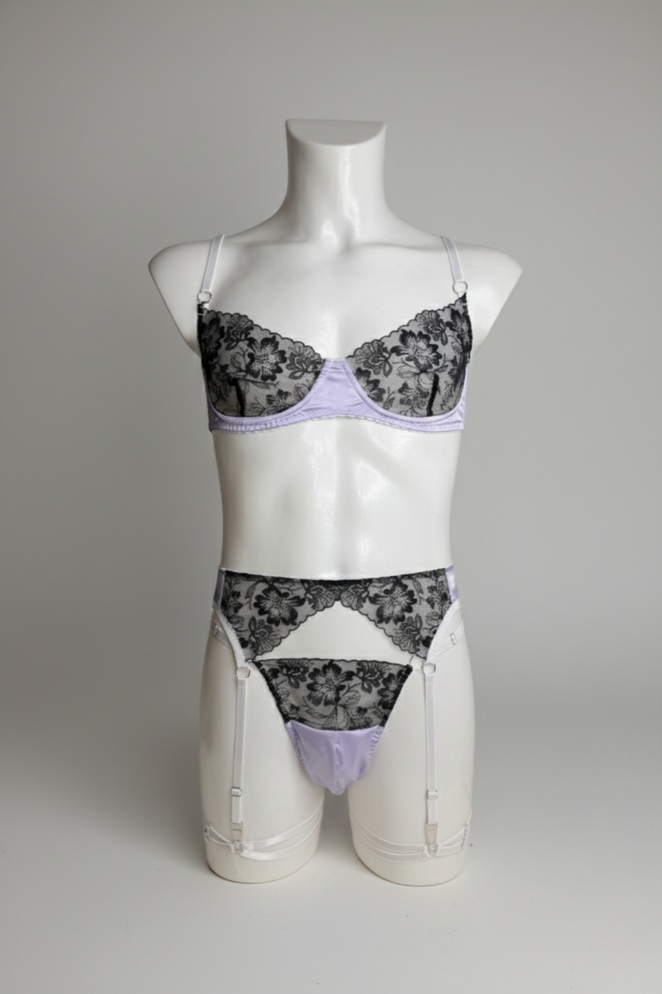 Luxury Lavender & Black Lace Men's Lingerie Set – Floral Embroidery Bra & Garter Thong