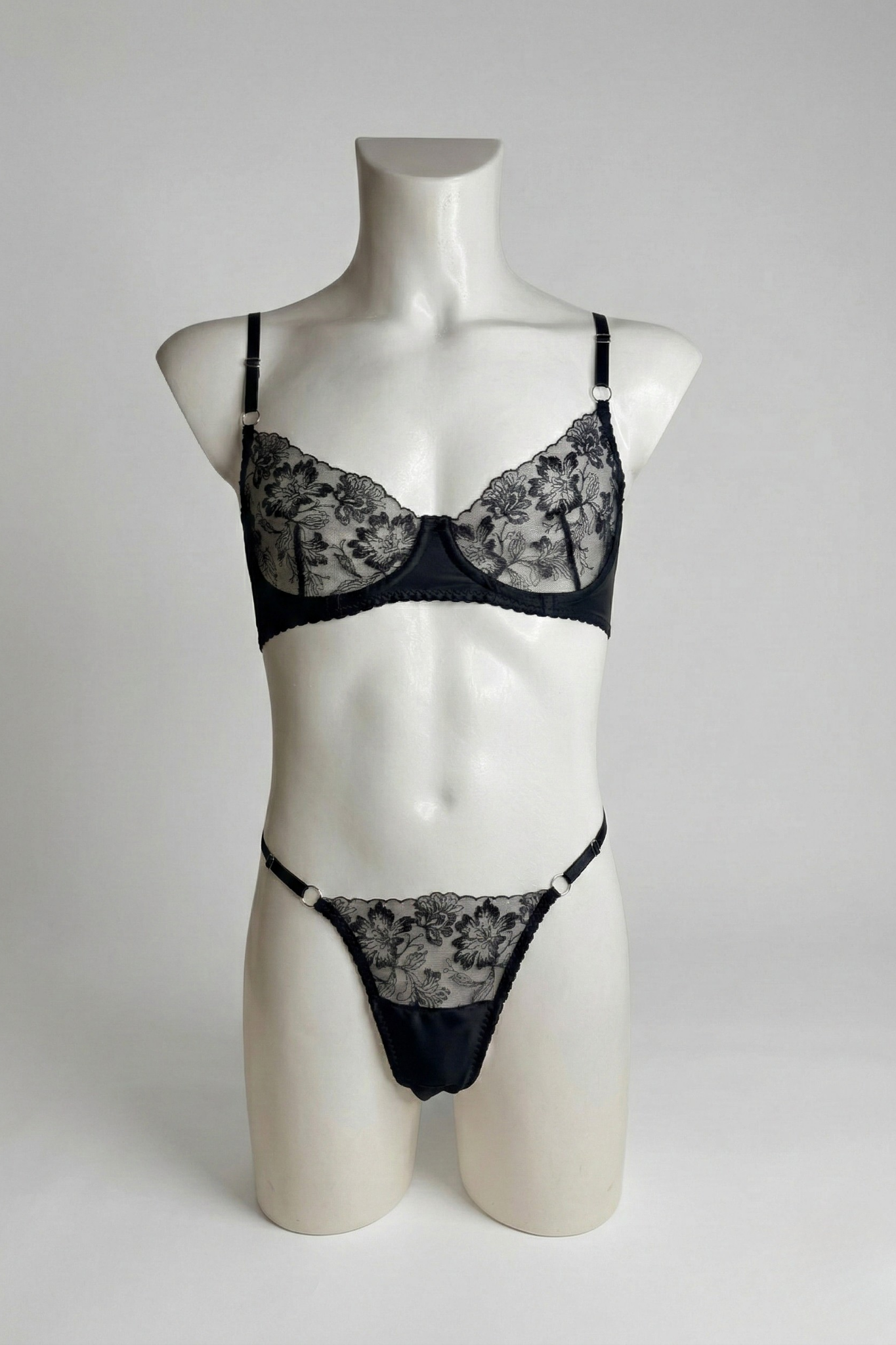 Men's Black Floral Lace Lingerie Set – Underwire Bra & Thong